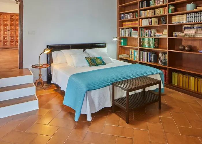 Bab el Oued Villa Ibiza